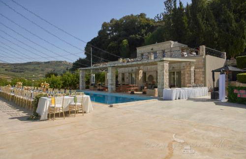 Villa Mantilari Wine Estate 7 Apartments 2 Private Pools 1 Heated Tennis Court Fitness Center - Foto 6
