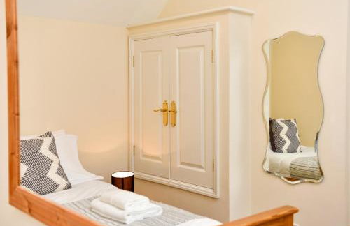 Cosy Rural 2 Bed Barn conversion close to Beach - Pass the Keys - Foto 33