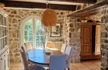 Charming converted Mill with Private Swimming Pool - Foto 27