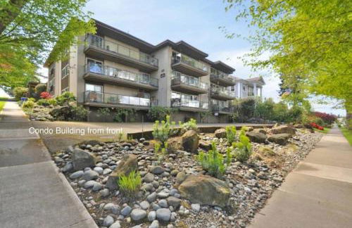 Puget Sound View, Best Area, 2 Baths, 2 Bedrooms, WD, Jacuzzi Bath, New Carpet, Balcony, View, 925sf - Foto 18