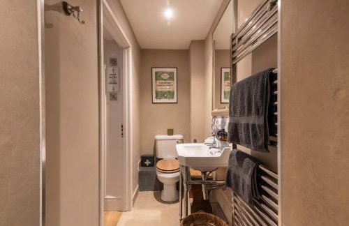 Spacious Country Cottage Sleeps 7, Air Con, Fire Pit & Dog Friendly close to Bath - Foto 29