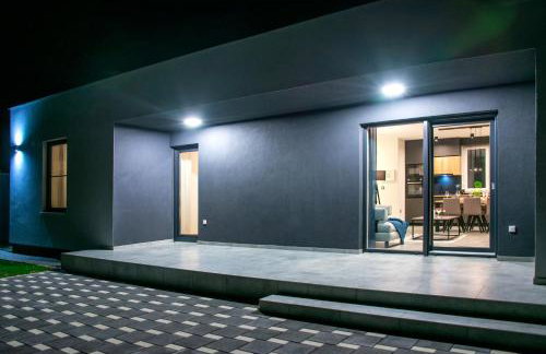 K Relax Place, Varaždinske Toplice, modern home with Sauna, Jacuzzi, WIFI - Foto 59