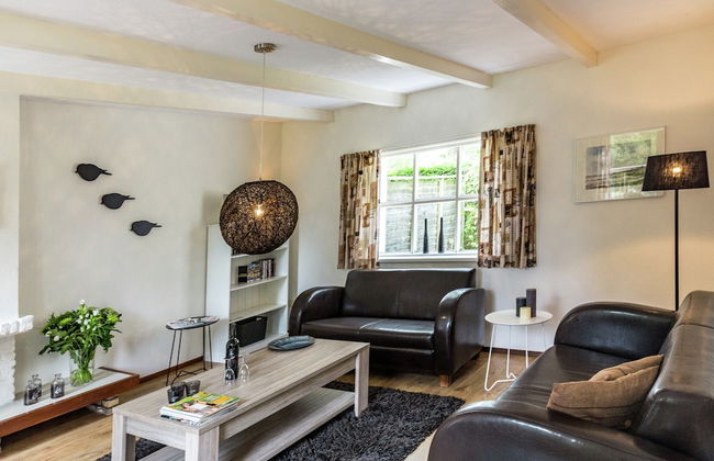 Cozy Holiday Home in Zonnemaire Near Lakebeach - Photo 25