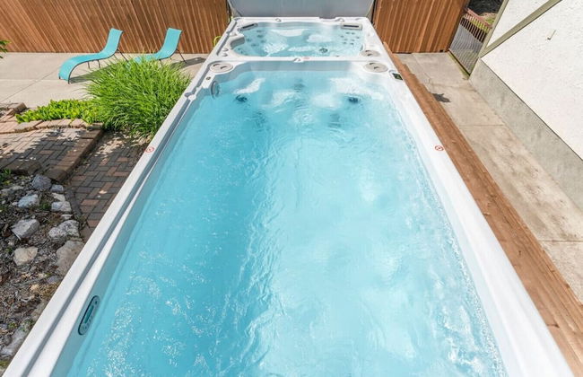 LUXURIOUS 5,500 sqft Home: 5 Br/5 Ba | PRIVATE Pool & Hot Tub | STEPS to Beach - Foto 37