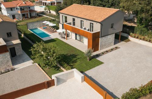 Design Villa Istar - Photo 3