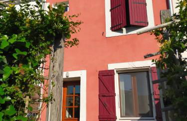 Maison de charme au bord de l'Aude, à 5min de la plage - Foto 1