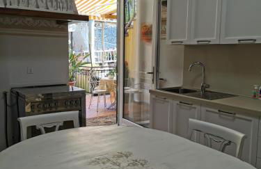 "Lemon Tree House"for Climbers and Mtb - Foto 36