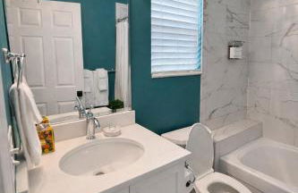 The Pensacola Retreat-Luxurious, pet-friendly home - Foto 34