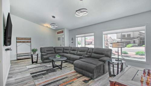 Saltwater Pool and Fire Pit Glendale Family Getaway - Foto 4