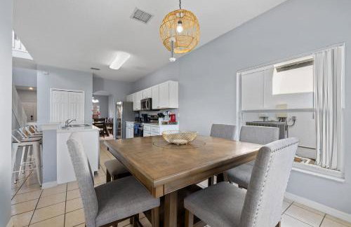 Water View Pool Home Near Disney - Foto 19