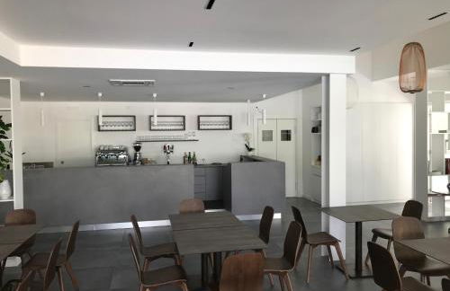 The Riverside Suite - Photo 28