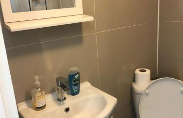 London DM x Weekly Monthly x Deals - Foto 2