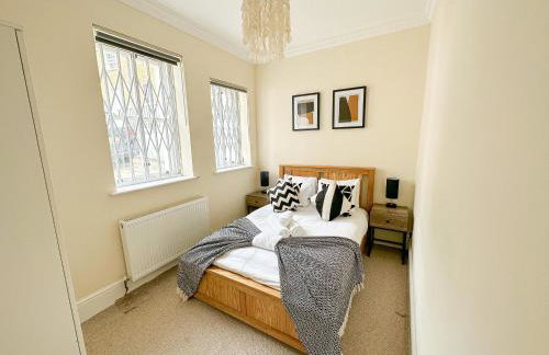 Large Putney Oasis 3-Bed with Garden & Parking - Foto 5