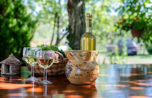 Rustical Stone house with pool - Foto 20