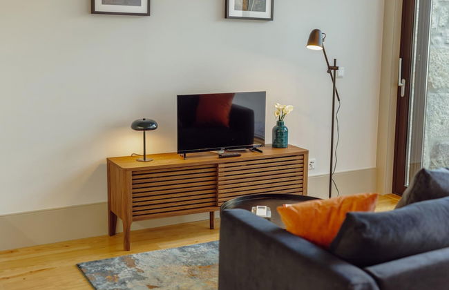 Legacy Oporto Premium Apartment B by Vacationy - Photo 18