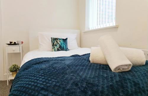 Central Manchester Modern 4 Bed House - free parking - Foto 24