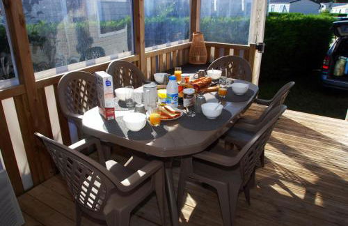 Mobilhome 2ch récent et climatisé-terrasse fermée-jardin sans vis à vis-camping 4 étoiles Les Charmettes - Foto 11