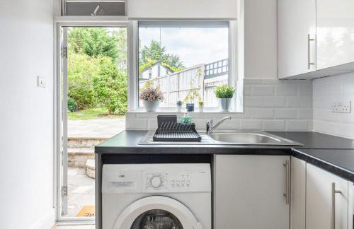 9RA - 4BD House - Wembley Views - Foto 23