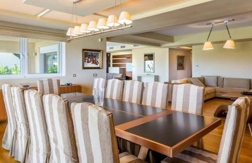 Amazing 5 bedroom Villa with Swimming Pool - Foto 45