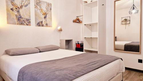 Le DrômArdèchois - Gîte meublé Ardèche - WIFI Parking - Écolodgîte Drôme ardèche - Foto 2, wardrobe