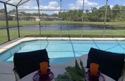 Cosy 4 Bed Villa Overlooking A Lake - Foto 11