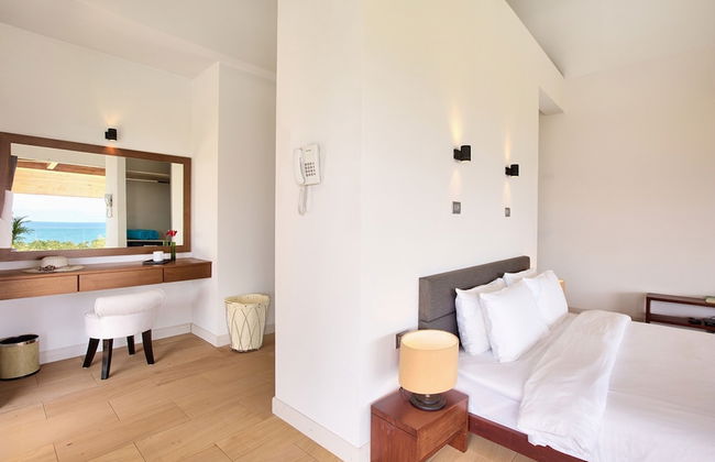 15 Bedroom Luxury Triple Sea View Villas - Photo 3