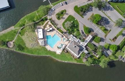 Best of Lake Conroe - Sleeps 16 - Lakefront Memories - Photo 22