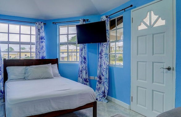 Your quaint home just steps from beach - Foto 3