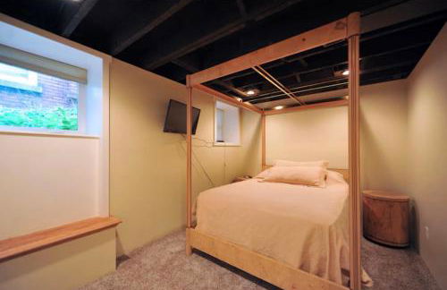 Huge Historic Home- Poker Room, 6BR 5BA, Walkable - Foto 10