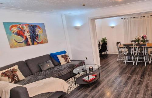 Spacious & comfy Home- very close to NEC Birmingham ,HS2 & Airport- Perfect for contractors & groups- free parking & Fast WiFi - Foto 12