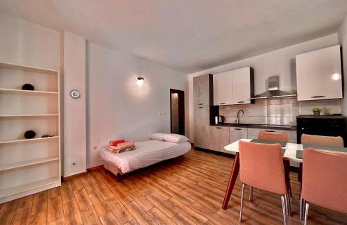 Conte Čikarini - Foto 8