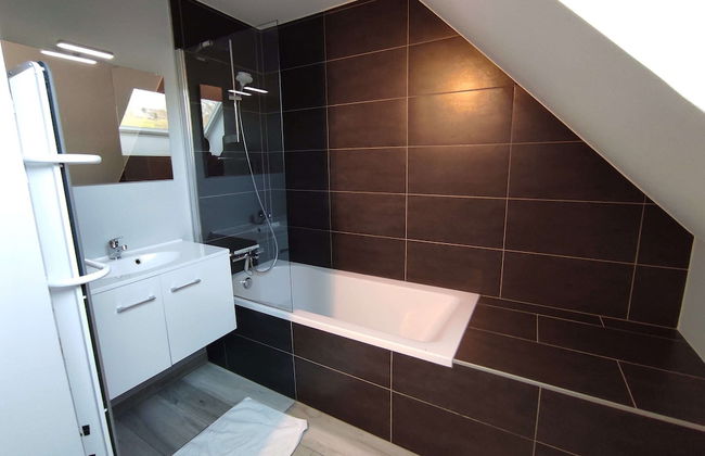 Luxurious Villa With Pool in the Ardennes - Photo 22