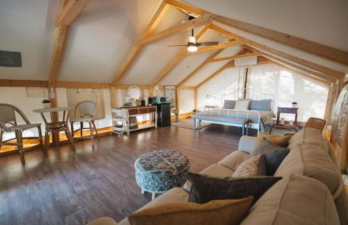 Lakefront Glamping Safari Tent 5 The Hummingbird - Foto 2