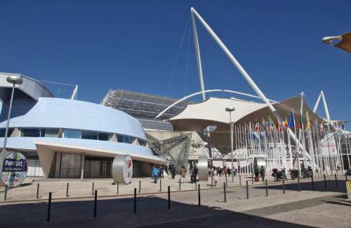 Central Orient Residence - Modern, spacious and sunny! By the river! - Photo 67