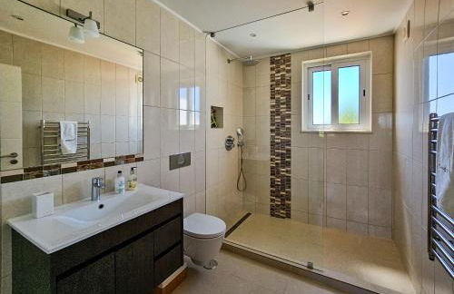 FLH Quinta das Salinas Triplex with Terrace & Pool - Photo 15