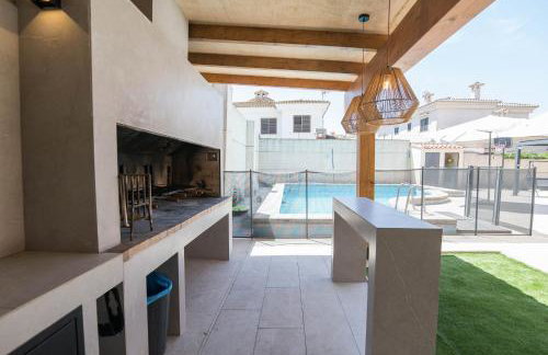 Villa con barbacoa para familias - Foto 10