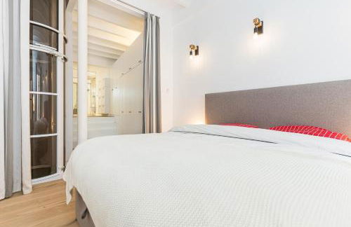 Designer Gem with terrace in prime location - Foto 8