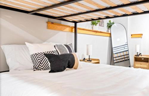 3 Mi to SR! Sleeps 25, Spacious, Hot Tub, Arcade! - Foto 42