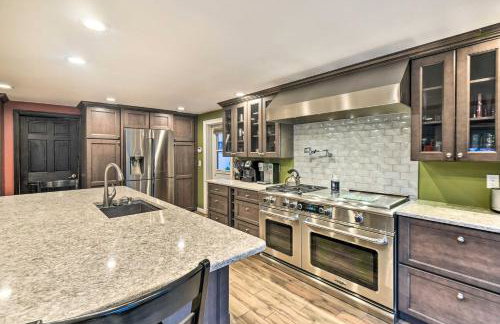 Waterfront Ashland Home about 2 Mi to Downtown! - Foto 6