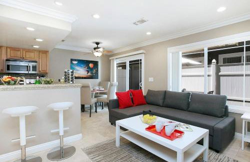 Costa Mesa -Newport- Patio - Free Parking-CM-2 - Foto 1
