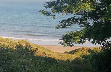 Le Chalet - 2 Bedroom Chalet House sleeps 3 - Foto 1