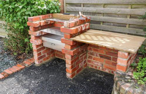 Garden Cottage - Photo 15