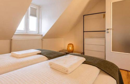 Großzügige Maisonette - hafen- und altstadtnah - Photo 17