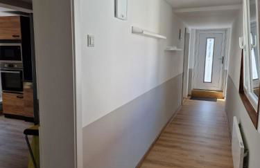 Großzügige Ferienwohnung in Stadtilm, WLAN, Küche und Bad - Photo 20