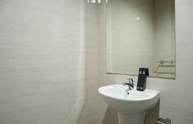 Opulent 2BR Residence at Ciputra International Apartment - Photo 16