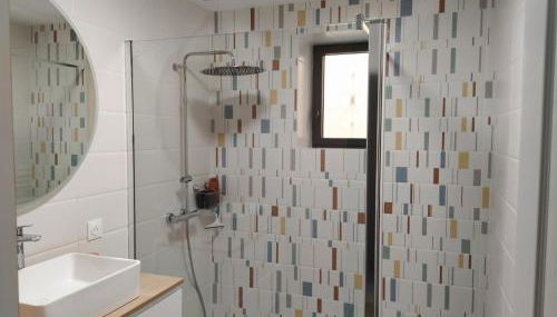 Appartement moderne dans village de charme - Photo 3