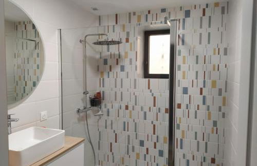 Appartement moderne dans village de charme - Photo 3