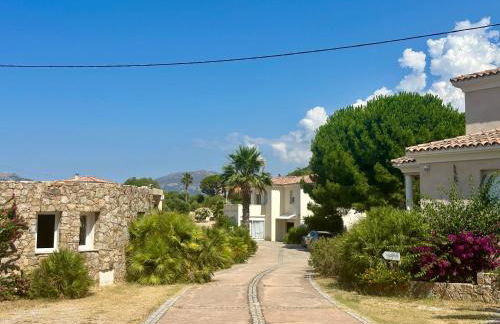 Manureva Calvi - Foto 41