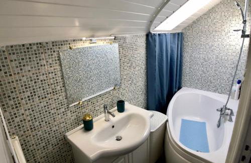 Appart'Hôtel Le Strasbourg - RENOVÉ, CALME ET NETFLIX - Foto 20