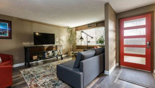 #StayInMyDistrict Eclectic Boise Townhouse near St Als - Foto 1